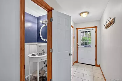 10 Oakwood Terrace #38, New Windsor, NY 12553 - Photo 7