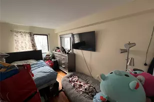 143-27 Roosevelt Ave, Flushing, NY 11354 - Photo 17