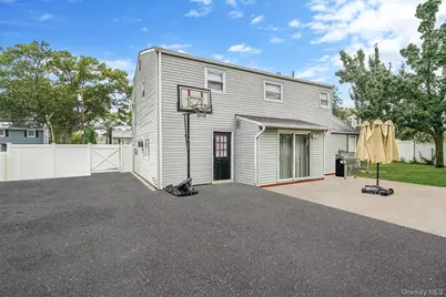 23 Holiday Park Drive, Centereach, NY 11720 - Photo 3