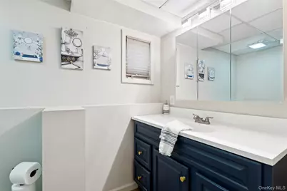 1 W End Avenue, Brentwood, NY 11717 - Photo 21