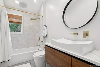 1 W End Avenue, Brentwood, NY 11717 - Photo 11