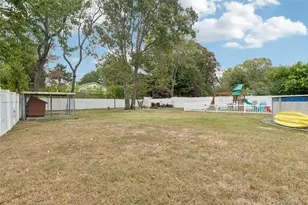 1 West End Ave, Brentwood, NY 11717 - Photo 23