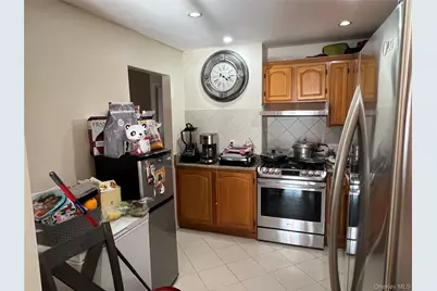 143-27 Roosevelt Avenue, Flushing, NY 11354 - Photo 15