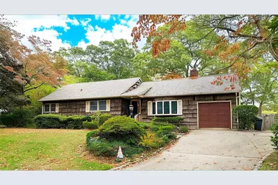 57 Hiawatha Drive, Brightwaters, NY 11718 - Photo 1
