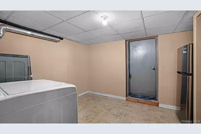 14962 Powells Cove Boulevard, Whitestone, NY 11357 - Photo 35