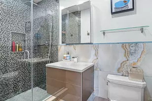 149-62 Powells Cove Blvd, Whitestone, NY 11357 - Photo 19