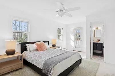 5875 Peconic Bay Boulevard, Laurel, NY 11948 - Photo 7