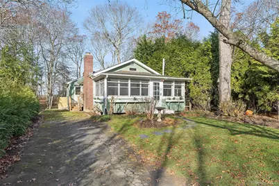 5875 Peconic Bay Boulevard, Laurel, NY 11948 - Photo 11