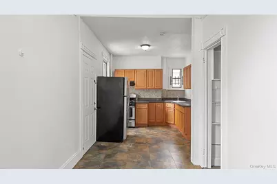 39 Victor Street #2, Yonkers, NY 10701 - Photo 9
