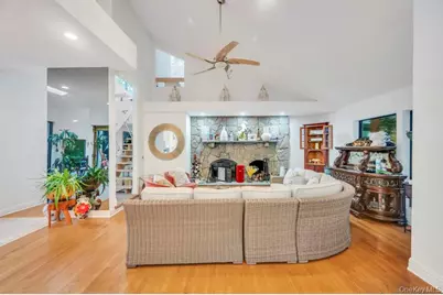 30 Fox Hollow Ridings Road, Northport, NY 11768 - Photo 5