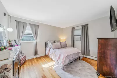 14632 Willets Point Boulevard, Whitestone, NY 11357 - Photo 15