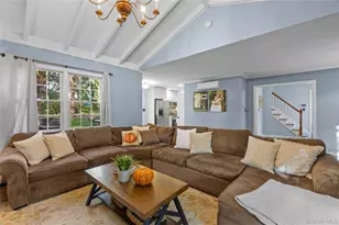 7 Shaker Hollow Rd, Setauket, NY 11733 - Photo 17