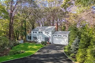 7 Shaker Hollow Rd, Setauket, NY 11733 - Photo 3
