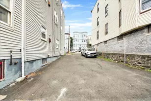 131 Beech St, Yonkers, NY 10701 - Photo 31