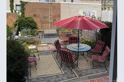 7852 79th Lane, Glendale, NY 11385 - Photo 19