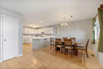 3105 Bluffs Drive S, Calverton, NY 11933 - Photo 5