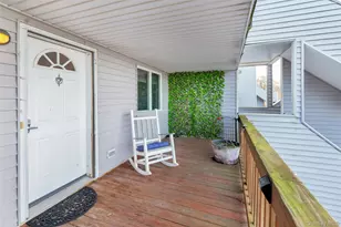3105 Bluffs Dr S, Calverton, NY 11933 - Photo 23