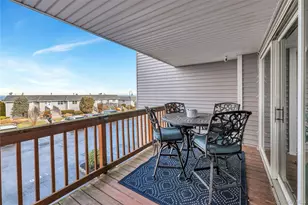 3105 Bluffs Dr S, Calverton, NY 11933 - Photo 19