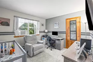 29 Bedford Ave, Mastic, NY 11950 - Photo 15