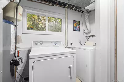 19 Donald Lane, Ossining, NY 10562 - Photo 17