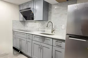 58-23 192nd St, Fresh Meadows, NY 11365 - Photo 17