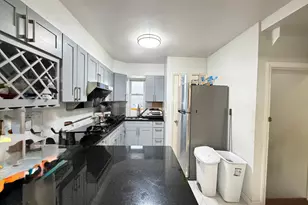 58-23 192nd St, Fresh Meadows, NY 11365 - Photo 5