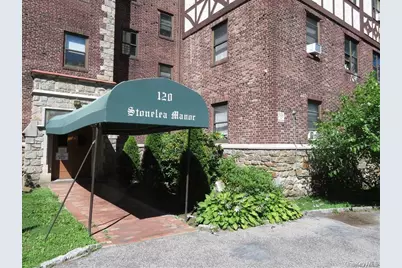 110 Stonelea Stonelea #3B, New Rochelle, NY 10801 - Photo 1