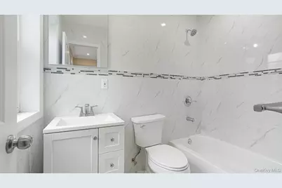 164-20 85th Avenue, Jamaica, NY 11432 - Photo 19