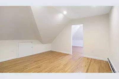 164-20 85th Avenue, Jamaica, NY 11432 - Photo 31