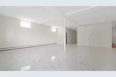 164-20 85th Avenue, Jamaica, NY 11432 - Photo 35