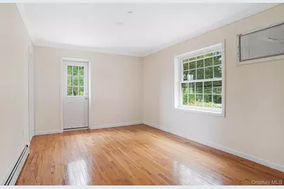 164-20 85th Avenue, Jamaica, NY 11432 - Photo 23