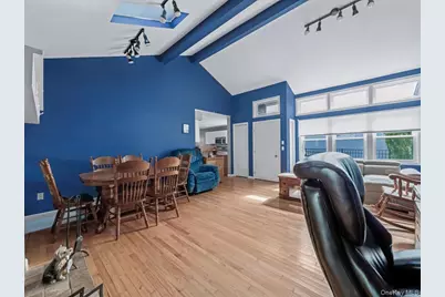 2 Limetree Drive, Manorville, NY 11949 - Photo 5