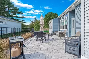 2 Lime Tree Dr, Manorville, NY 11949 - Photo 3