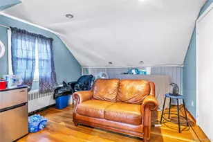 54 E 15th St, Huntington Station, NY 11746 - Photo 13