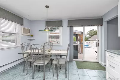 865 Third Avenue, Franklin Square, NY 11010 - Photo 11