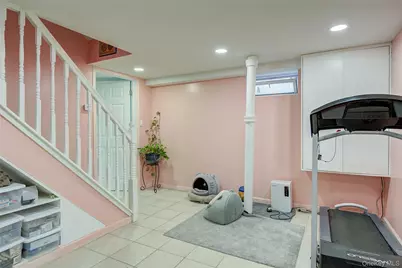 1025 Ontario Road, West Hempstead, NY 11552 - Photo 27