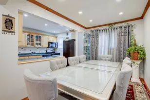 1025 Ontario Rd, West Hempstead, NY 11552 - Photo 9