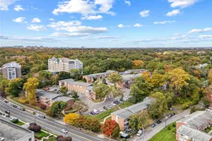 667 Pelham Rd Rd, New Rochelle, NY 10805 - Photo 21