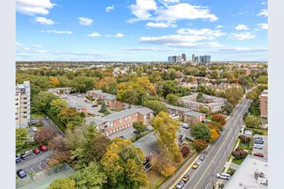 667 Pelham Rd. Road #B5, New Rochelle, NY 10805 - Photo 23