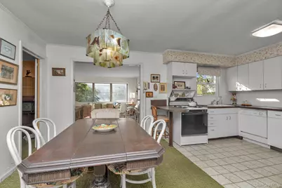 350 Paul Place, West Hempstead, NY 11552 - Photo 9