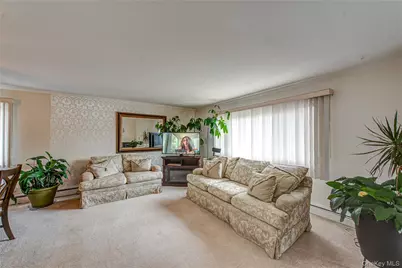 15 Major Road, Massapequa, NY 11758 - Photo 9