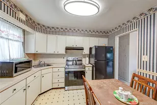 15 Major Rd, Massapequa, NY 11758 - Photo 11