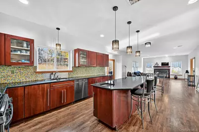 8 Alloway Crescent, Highland Mills, NY 10930 - Photo 19