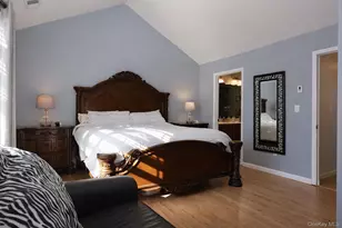 1404 Hawthorn Way, New Windsor, NY 12553 - Photo 29