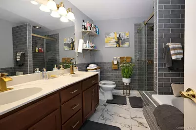 1404 Hawthorn Way, New Windsor, NY 12553 - Photo 31