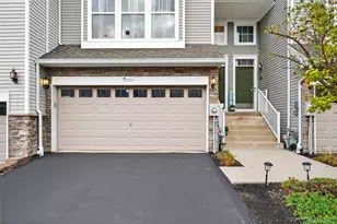 1404 Hawthorn Way, New Windsor, NY 12553 - Photo 3