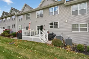 1404 Hawthorn Way, New Windsor, NY 12553 - Photo 45