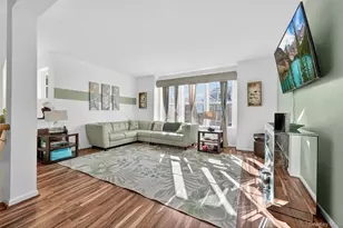 1404 Hawthorn Way, New Windsor, NY 12553 - Photo 9