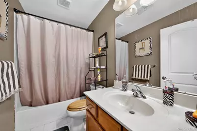 1404 Hawthorn Way, New Windsor, NY 12553 - Photo 33