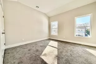 40 St George Dr, Shirley, NY 11967 - Photo 13